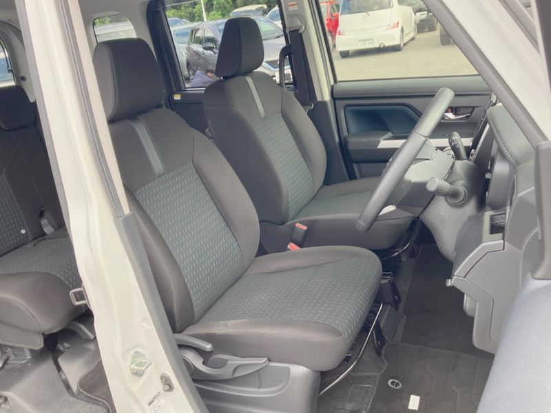 2023 Toyota Roomy 5BA-M900A (UW-6a9f7d8140a6d)[24]