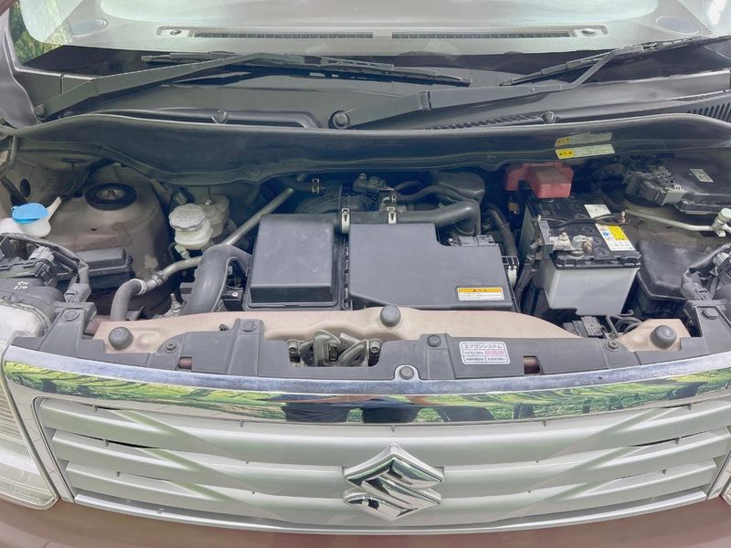2013 Suzuki MR Wagon Wit DBA-MF33S (UW-6a9f7d9f59f38)[4]