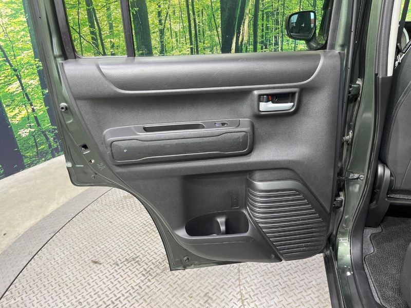 2020 Suzuki Hustler 5AA-MR92S (UW-6a9f7de42281a)[29]