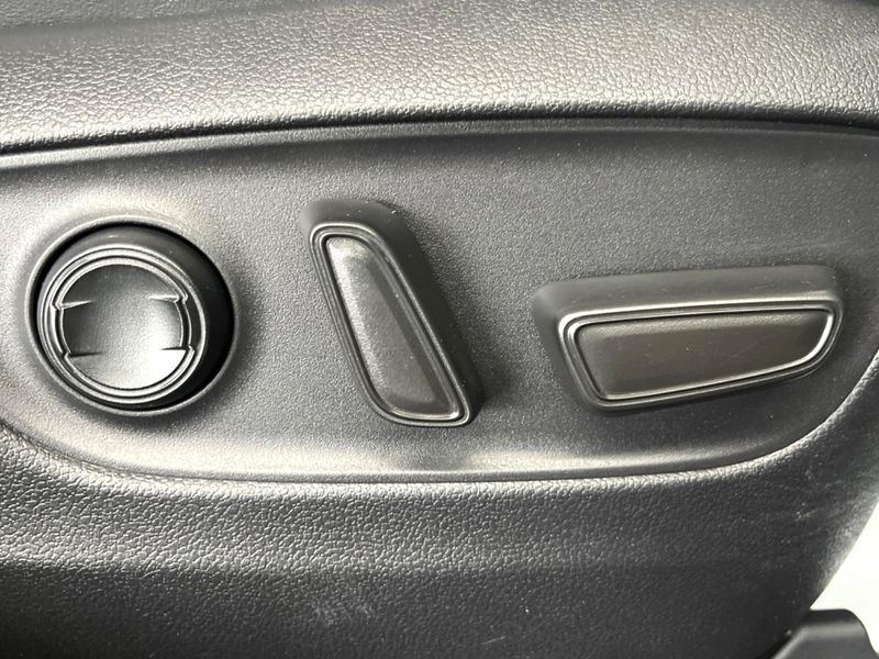 2022 Toyota RAV4 6BA-MXAA54 (UW-6a9f7dfb2c4ea)[8]