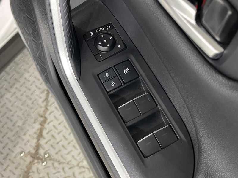 2024 Toyota RAV4 6BA-MXAA54 (UW-6a9f7e0046907)[27]