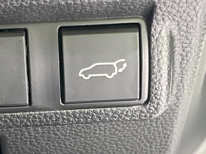 2024 Toyota Corolla Cross 4BA-MXGA10 (UW-6a9f7e073ce31)[25]