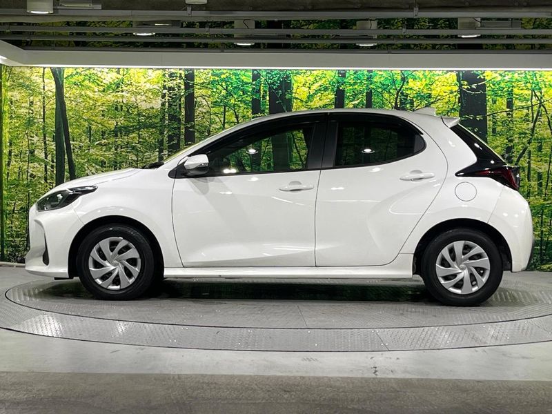 2023 Toyota Yaris 6AA-MXPH10 (UW-6a9f7e0eb7fd7)[12]