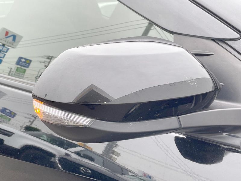 2021 Toyota Yaris 6AA-MXPH15 (UW-6a9f7e1061b11)[28]