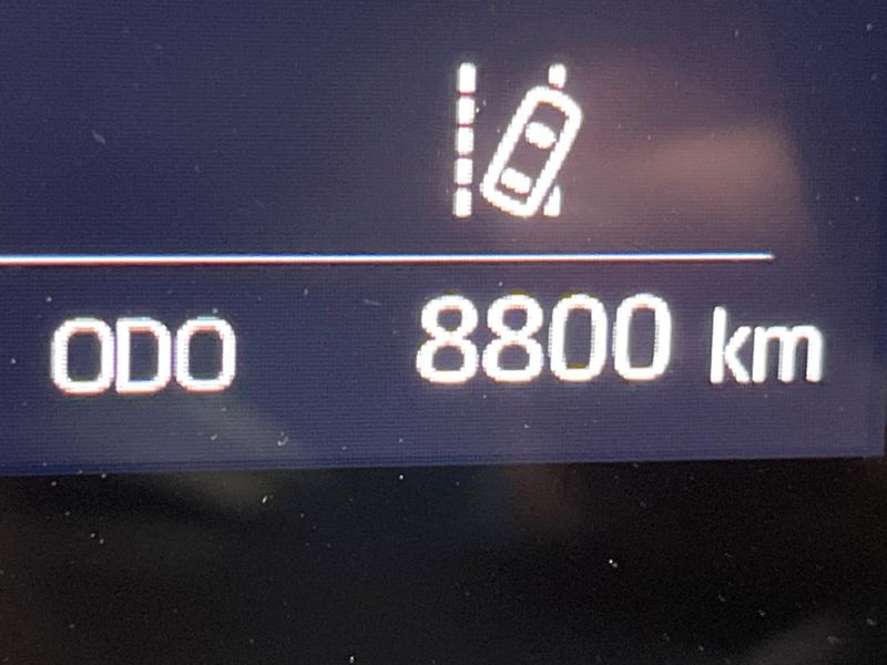 2021 Toyota Yaris Cross 6AA-MXPJ10 (UW-6a9f7e11aad91)[2]