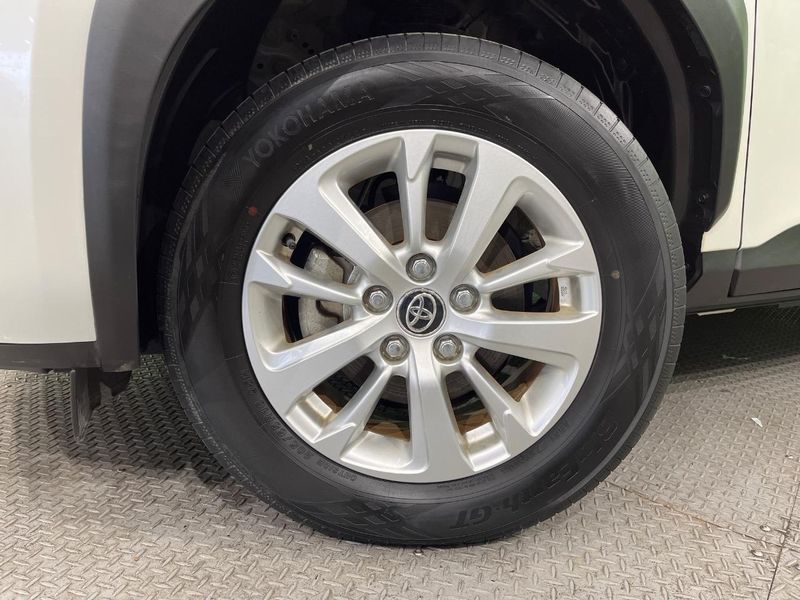 2022 Toyota Yaris Cross 6AA-MXPJ15 (UW-6a9f7e1d18192)[6]