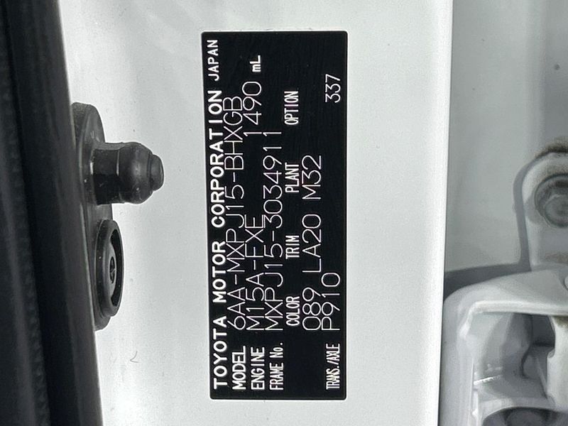 2023 Toyota Yaris Cross 6AA-MXPJ15 (UW-6a9f7e1dcad84)[1]