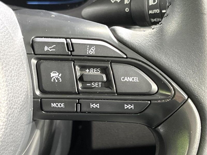 2021 Toyota Aqua 6AA-MXPK11 (UW-6a9f7e1f04773)[19]