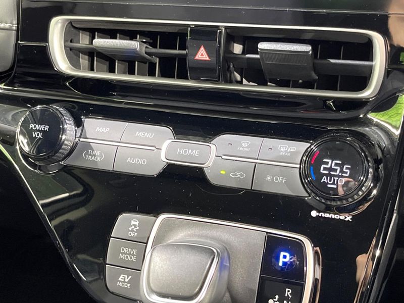 2021 Toyota Aqua 6AA-MXPK11 (UW-6a9f7e1f04773)[25]