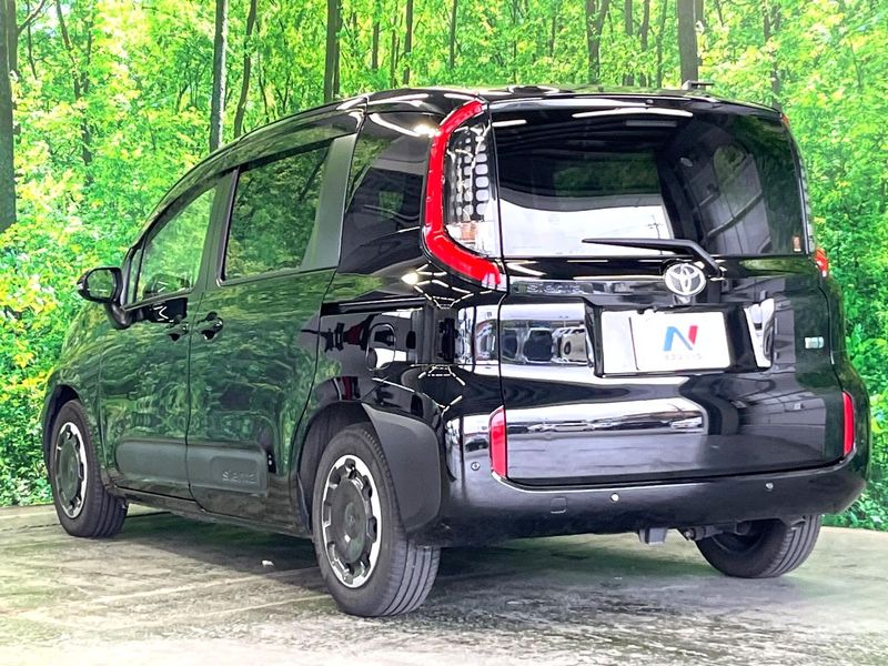 2023 Toyota Sienta 6AA-MXPL10G (UW-6a9f7e27bc656)[8]