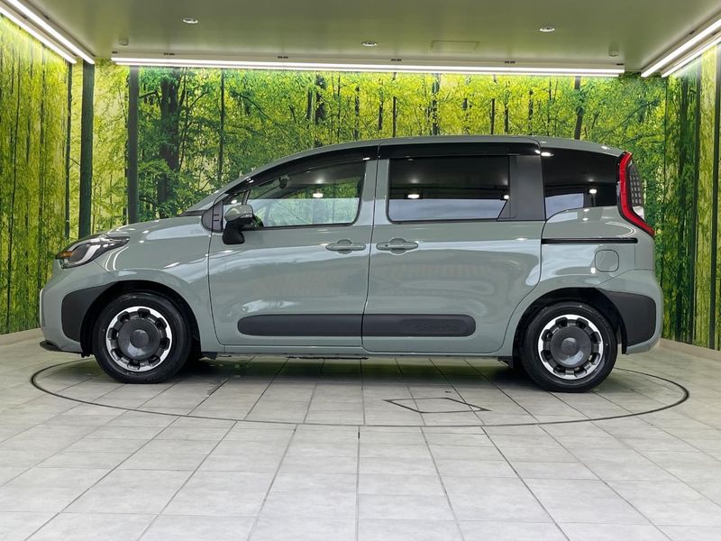 2024 Toyota Sienta 6AA-MXPL10G (UW-6a9f7e29a8a9d)[28]