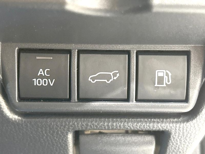 2023 Toyota Prius 6AA-MXWH60 (UW-6a9f7e417c2d4)[22]