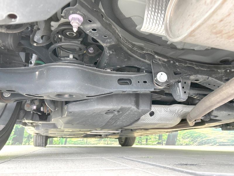 2023 Toyota Prius 6AA-MXWH60 (UW-6a9f7e417c2d4)[16]