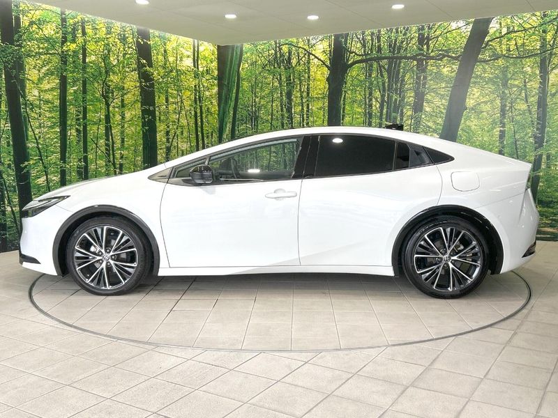 2023 Toyota Prius 6AA-MXWH60 (UW-6a9f7e417c2d4)[6]
