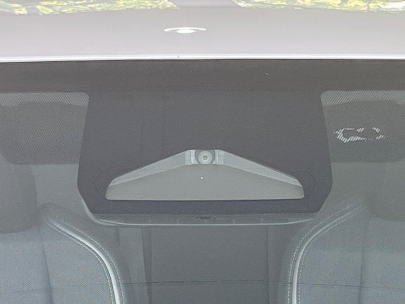 2025 Toyota Prius 6AA-MXWH60 (UW-6a9f7e4690fb2)[4]
