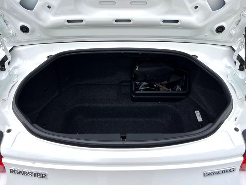 2021 Mazda Roadster RF 5BA-NDERC (UW-6a9f7e5baa8e1)[13]