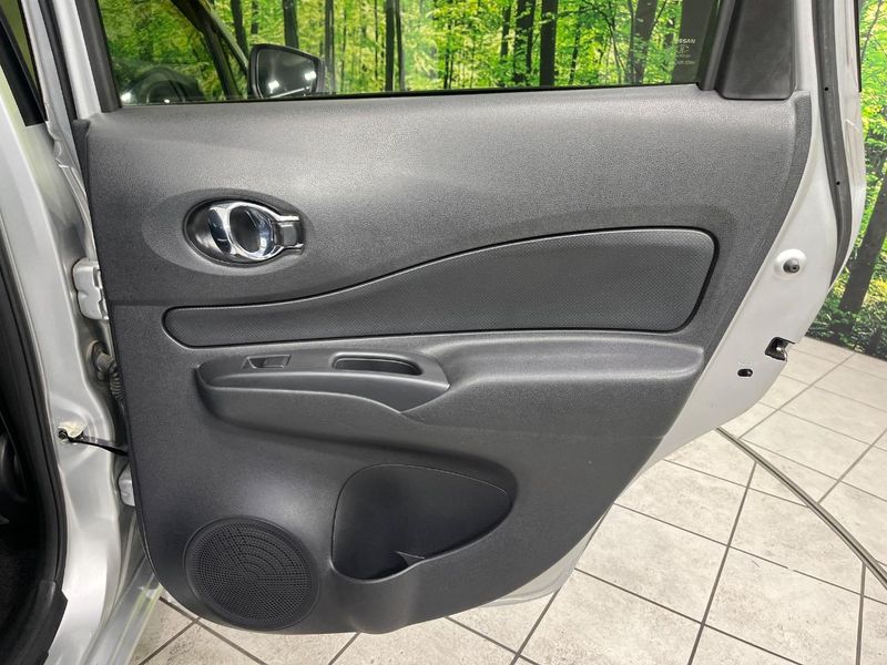2017 Nissan Note DBA-NE12 (UW-6a9f7e5c23469)[27]