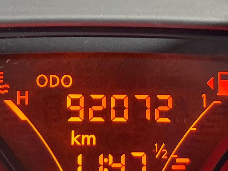 2017 Nissan Note DBA-NE12 (UW-6a9f7e5c23469)[2]