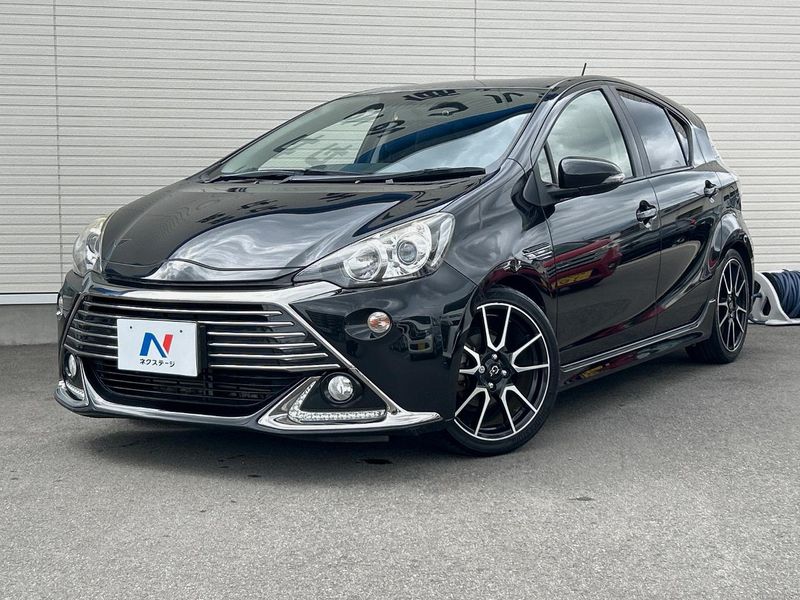 2014 Toyota Aqua DAA-NHP10 (UW-6a9f7e5fc8e27)[0]