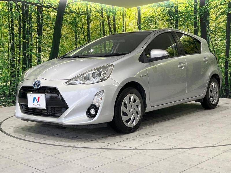 2015 Toyota Aqua DAA-NHP10 (UW-6a9f7e6861437)[6]