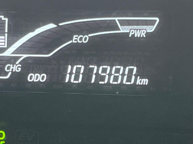 2015 Toyota Aqua DAA-NHP10 (UW-6a9f7e6861437)[2]
