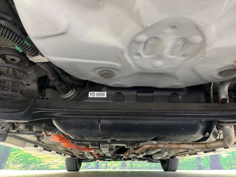 2016 Toyota Aqua DAA-NHP10 (UW-6a9f7e6b1ccb0)[21]