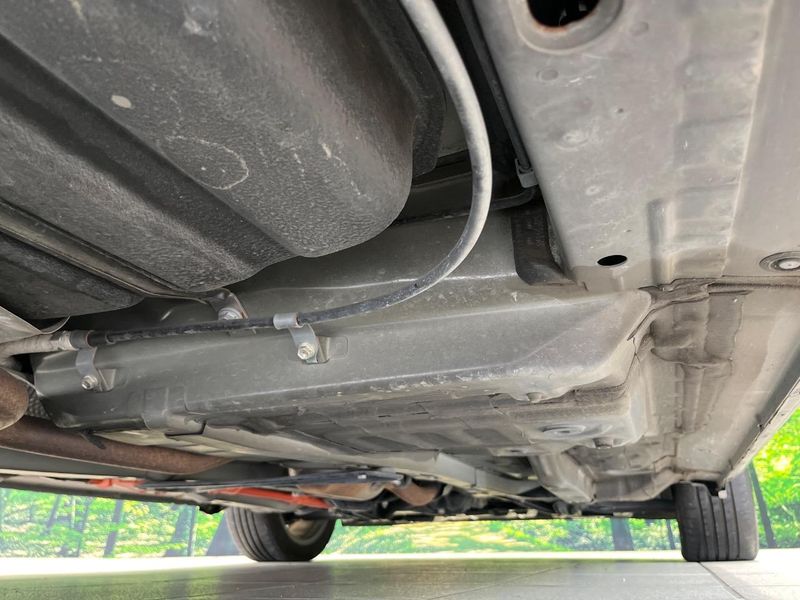 2019 Toyota Sienta 6AA-NHP170G (UW-6a9f7e73777bc)[20]