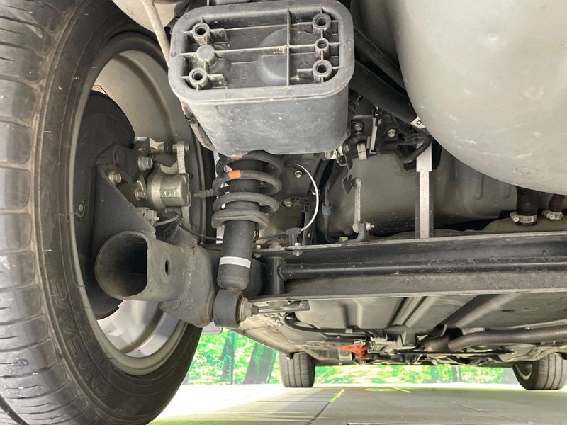 2019 Toyota Sienta 6AA-NHP170G (UW-6a9f7e7444df5)[10]