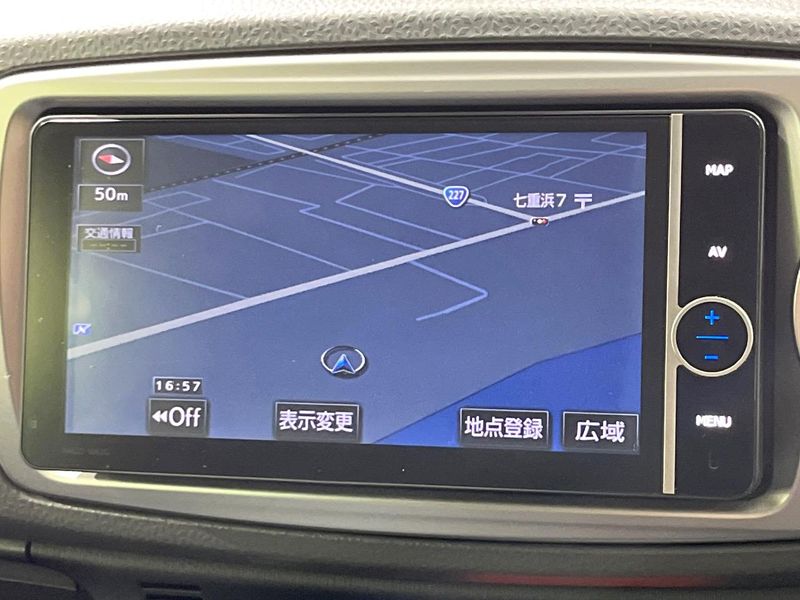 2013 Toyota Vitz DBA-NSP135 (UW-6a9f7e78aaf5a)[18]
