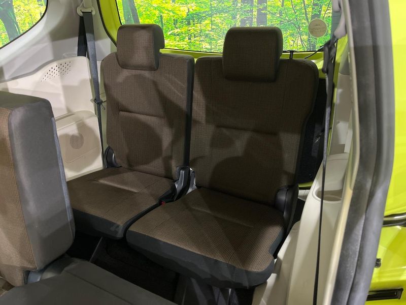 2015 Toyota Sienta DBA-NSP170G (UW-6a9f7e7a9df1f)[27]