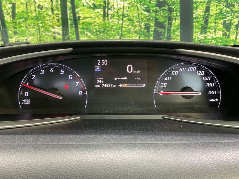 2016 Toyota Sienta DBA-NSP170G (UW-6a9f7e7ae50b7)[26]