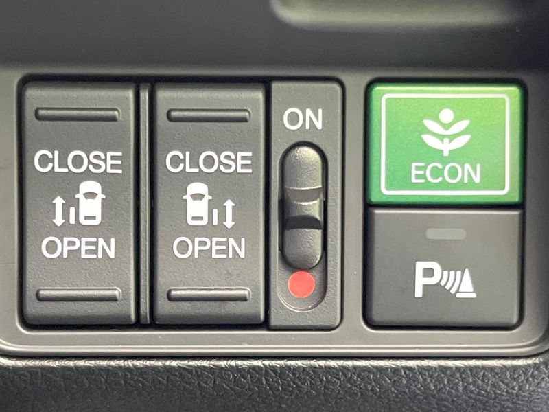 2021 Honda Odyssey Hybrid 6AA-RC4 (UW-6a9f7e8fd3f1a)[16]