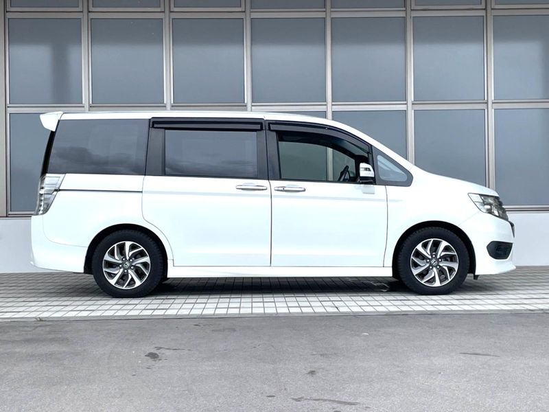 2013 Honda Stepwgn Spada DBA-RK5 (UW-6a9f7e92e4082)[28]