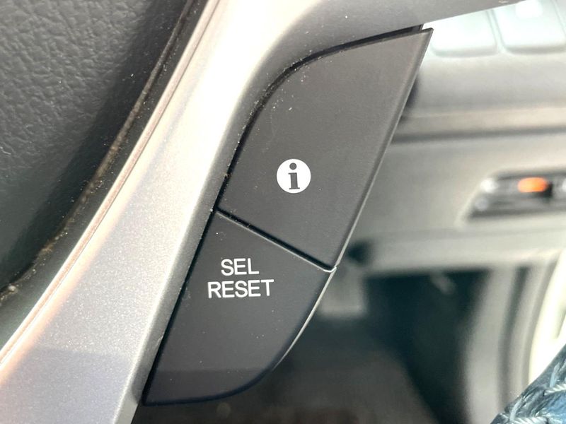2013 Honda Stepwgn Spada DBA-RK5 (UW-6a9f7e92e4082)[22]