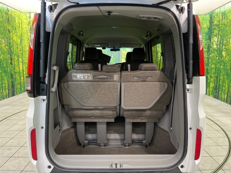 2015 Honda Step Wagon DBA-RP1 (UW-6a9f7e9482ef1)[27]