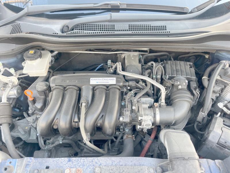 2015 Honda Vezel DAA-RU3 (UW-6a9f7e9e0796a)[15]