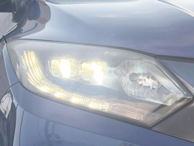 2015 Honda Vezel DAA-RU3 (UW-6a9f7e9e0796a)[18]