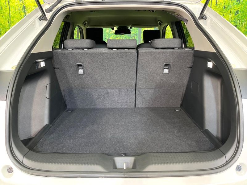 2023 Honda Vezel 6AA-RV5 (UW-6a9f7ea9bdb39)[18]