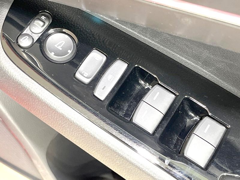2024 Honda Vezel 6AA-RV5 (UW-6a9f7eab3f695)[5]