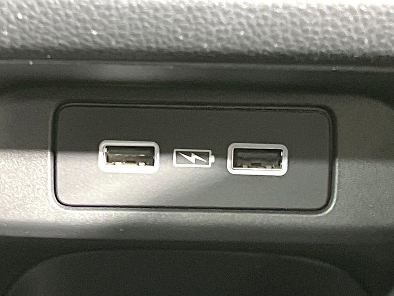 2024 Honda Vezel 6AA-RV5 (UW-6a9f7eab3f695)[20]