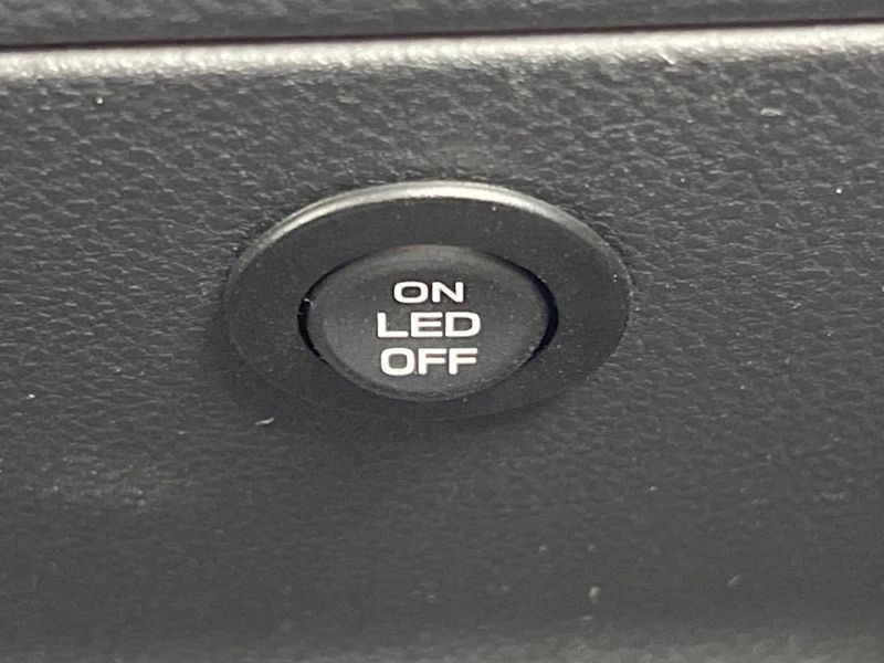 2019 Subaru Forester 5AA-SKE (UW-6a9f7ecd14c29)[12]