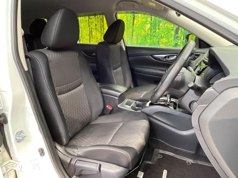2017 Nissan X-Trail DBA-T32 (UW-6a9f7ed487584)[20]