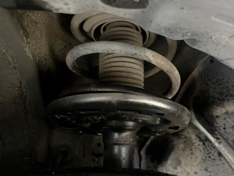 2012 Nissan Elgrand DBA-TE52 (UW-6a9f7ed99b0f7)[7]