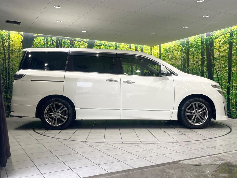 2012 Nissan Elgrand DBA-TE52 (UW-6a9f7ed99b0f7)[18]