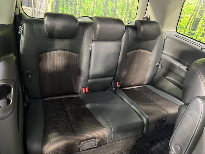 2017 Nissan Elgrand DBA-TE52 (UW-6a9f7edac4c44)[16]