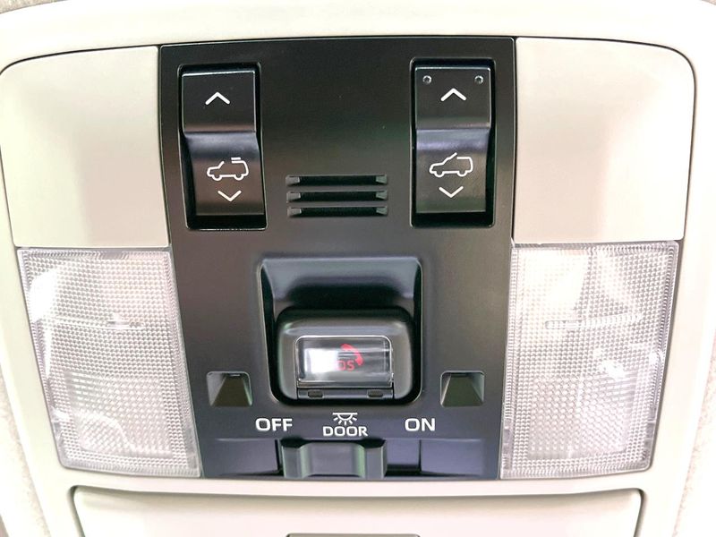 2022 Toyota Land Cruiser Prado 3BA-TRJ150W (UW-6a9f7edee0ee2)[10]