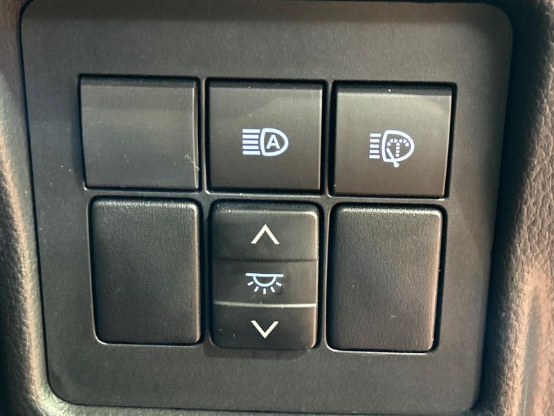 2022 Toyota Land Cruiser Prado 3BA-TRJ150W (UW-6a9f7edfc334c)[17]