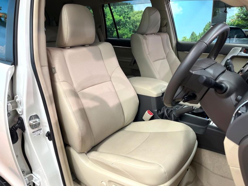 2023 Toyota Land Cruiser Prado 3BA-TRJ150W (UW-6a9f7ee1b89f9)[8]