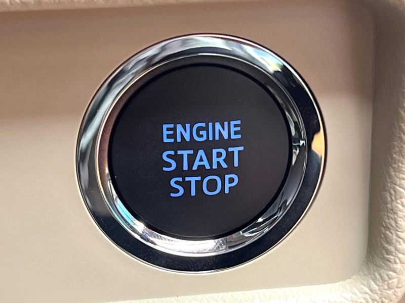 2023 Toyota Land Cruiser Prado 3BA-TRJ150W (UW-6a9f7ee1b89f9)[28]