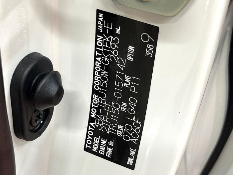 2023 Toyota Land Cruiser Prado 3BA-TRJ150W (UW-6a9f7ee1b89f9)[1]